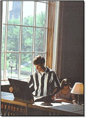 Photo of Student in the Hudnall Reading Room