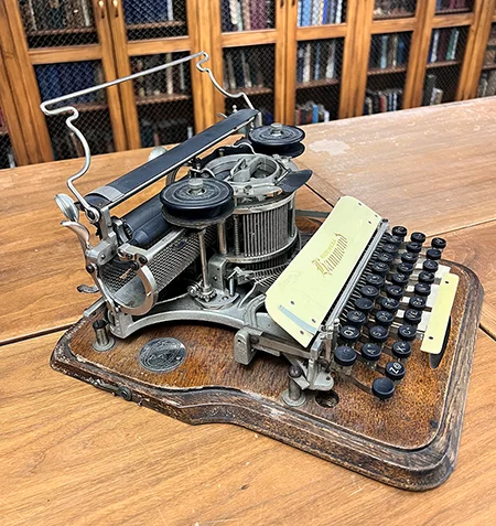 Hammond typewriter