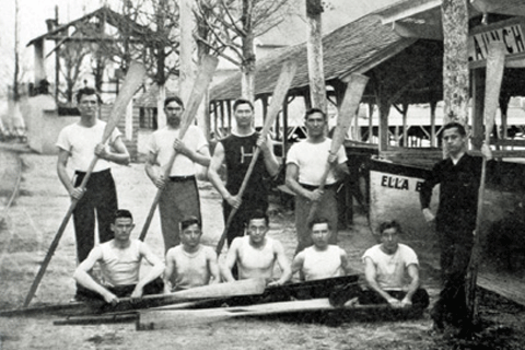 thumbnail, 1909-10 Rowing Club